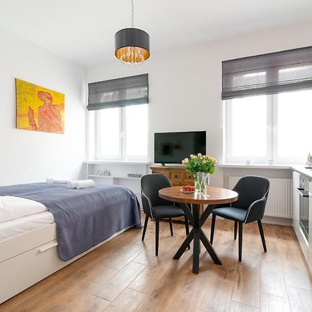 Rent Like Home - Aleja Wyzwolenia 14A Βαρσοβία Εξωτερικό φωτογραφία